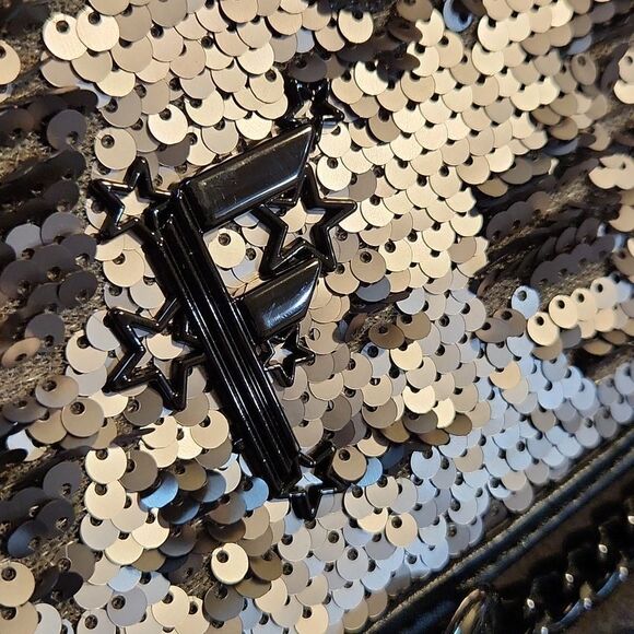 Fiorelli Purse Est. 1988 Made In London Silver Sequin Crossbody Bag Clutch - Picture 5 of 14